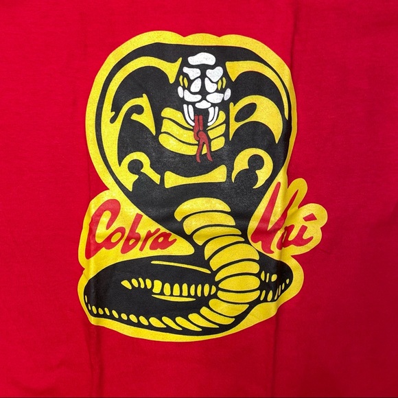 Cobra Kai graphic Tshirt ! - Picture 3 of 3